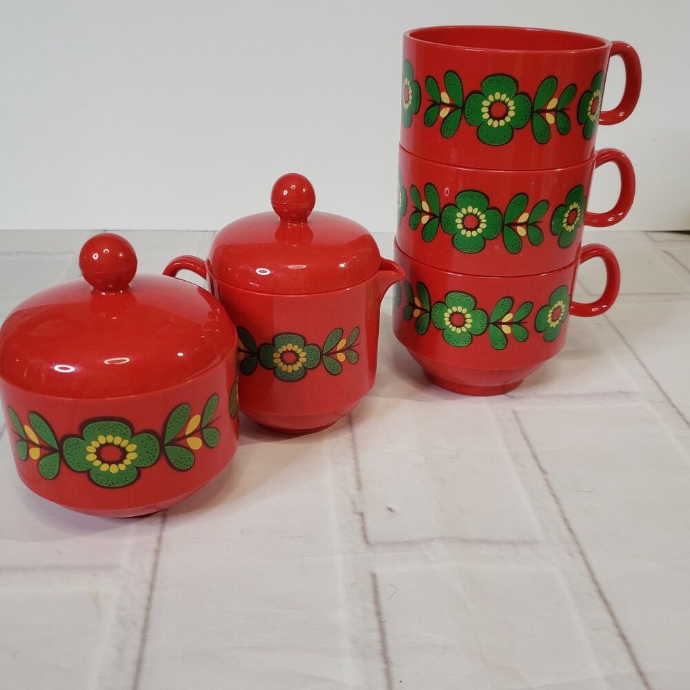 Bright Vintage Emsa Cream & Sugar 3 Mug Set 70s Plastic Red Flower Power Retro